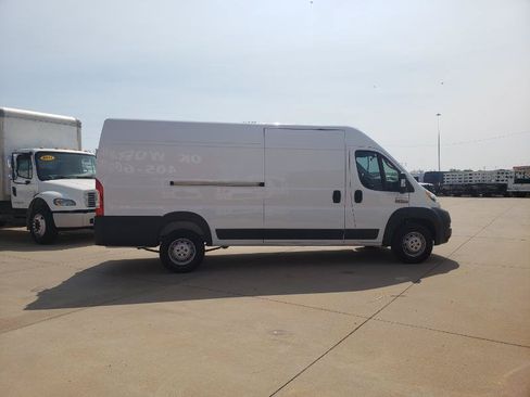 Used 2018 RAM ProMaster 3500 w/ Interior Convenience Group FWD image 6
