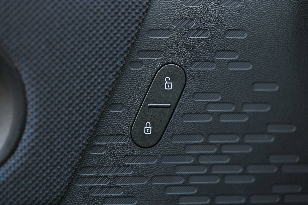 New 2026 MINI Cooper 2-Door Hardtop FWD image 16