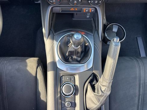 Used 2024 MAZDA MX-5 Miata Club image 25