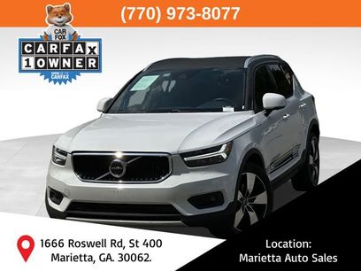 Used 2019 Volvo XC40 T5 Momentum
