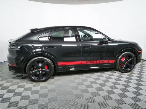 New 2026 Porsche Cayenne GTS AWD/4WD image 28