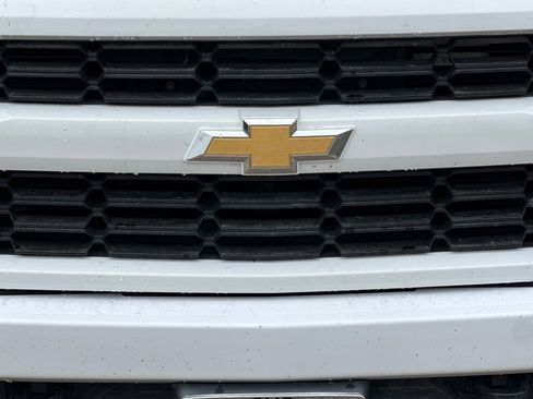 Used 2018 Chevrolet Silverado 1500 Custom w/ Custom Convenience Package image 42