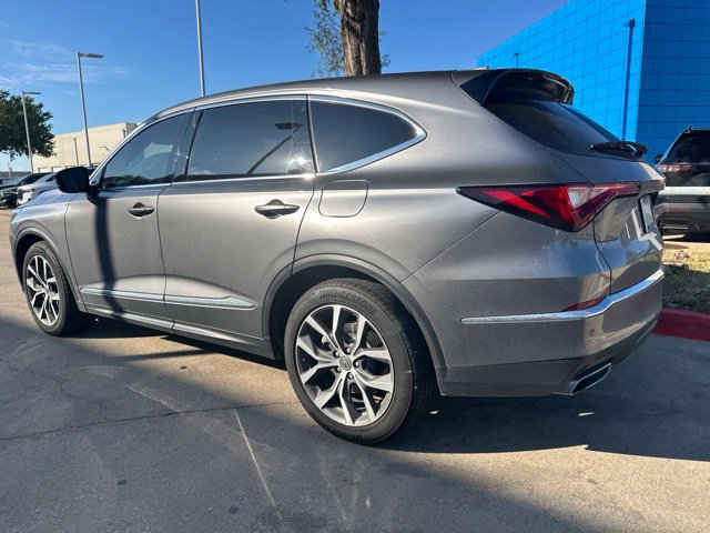 Used 2024 Acura MDX w/ Technology Package FWD image 3