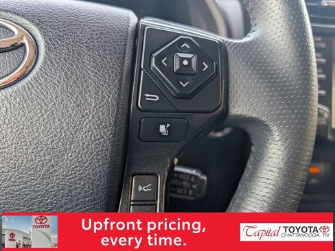 Used 2024 Toyota 4Runner TRD Off-Road image 18