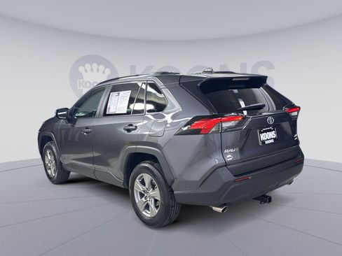 Used 2024 Toyota RAV4 XLE AWD/4WD image 18