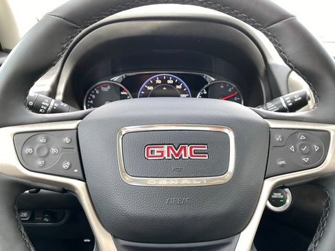 Used 2024 GMC Terrain Denali w/ Denali Premium Package AWD/4WD image 14
