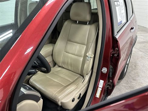Used 2014 Jeep Grand Cherokee Limited image 15