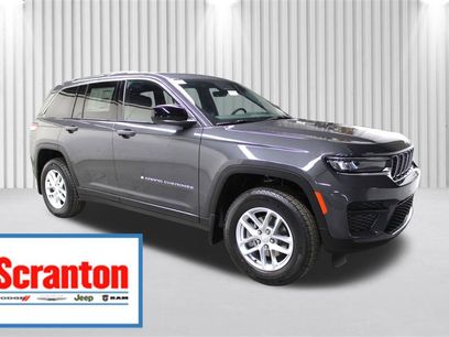 New 2025 Jeep Grand Cherokee Laredo w/ Luxury Tech Group I