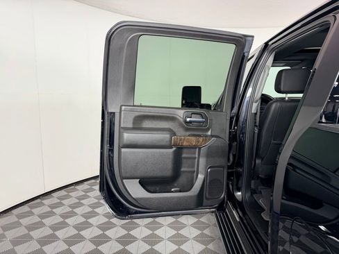 Used 2023 GMC Sierra 2500 Denali image 28