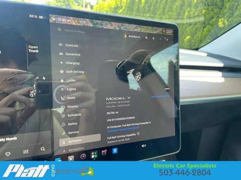 Used 2020 Tesla Model Y Long Range AWD/4WD image 28