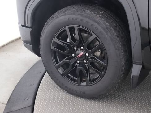 Used 2023 GMC Sierra 1500 Elevation w/ Elevation Premium Package AWD/4WD image 13