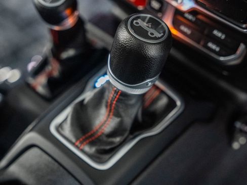 Used 2018 Jeep Wrangler Rubicon image 32