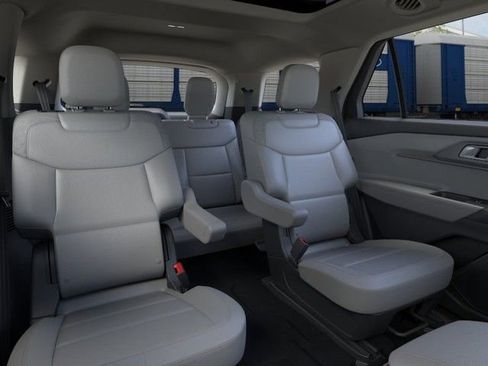 New 2026 Ford Explorer Active w/ Active Comfort Package AWD/4WD image 11