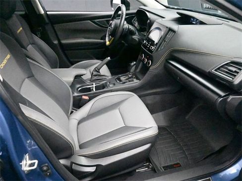 Used 2021 Subaru Crosstrek 2.5i Sport w/ Moonroof Package image 28