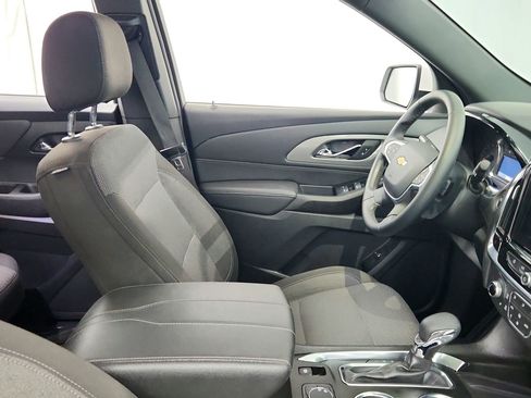 Used 2023 Chevrolet Traverse LT FWD image 29