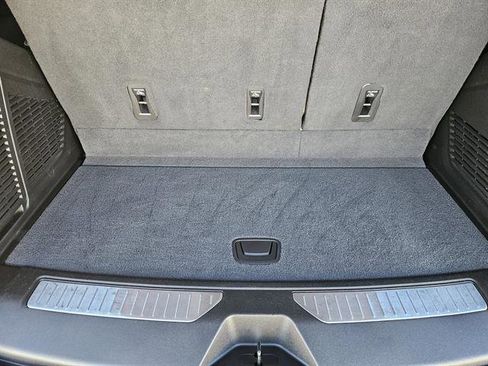 Used 2022 Chevrolet Tahoe RST w/ Luxury Package image 22