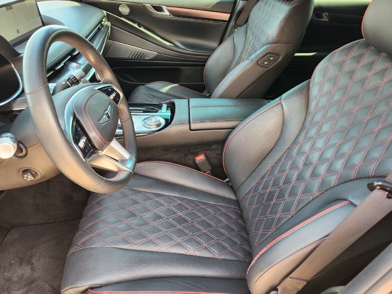 Used 2024 Genesis G80 2.5T w/ Sport Prestige Package AWD/4WD image 10