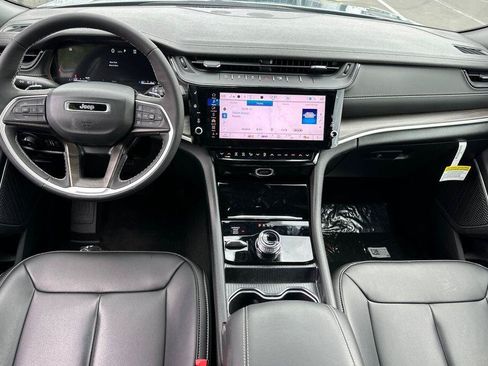 New 2026 Jeep Grand Cherokee L Limited AWD/4WD image 13