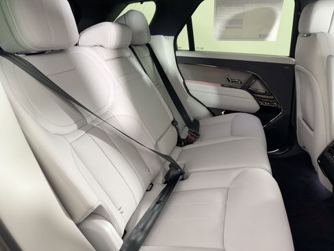 Used 2023 Land Rover Range Rover Sport SE Dynamic image 29