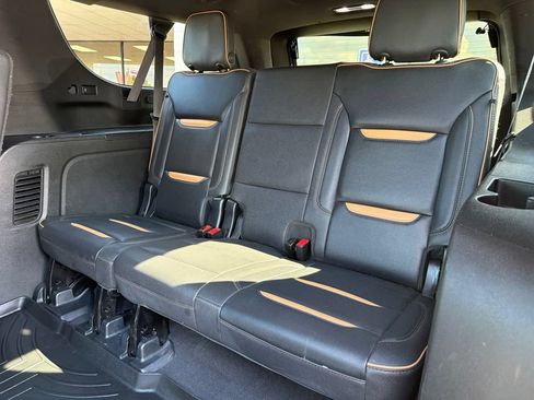 Used 2023 GMC Yukon XL AT4 w/ Technology Package AWD/4WD image 46