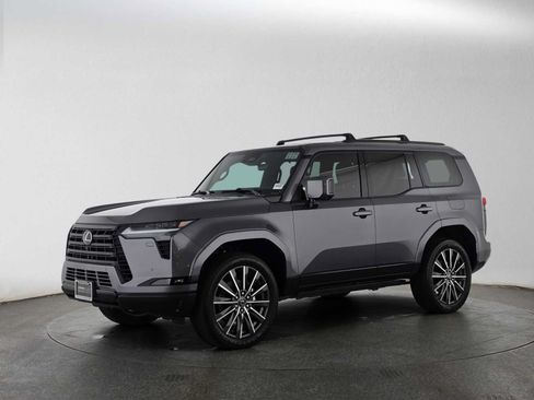 Certified 2024 Lexus GX 550 w/ Accessory Package (Z1) AWD/4WD image 7