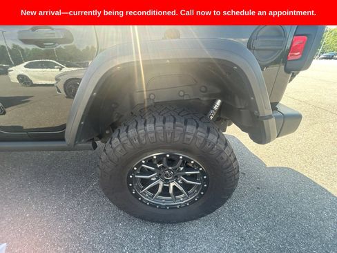 Used 2022 Jeep Wrangler Unlimited Rubicon w/ Cold Weather Group AWD/4WD image 4