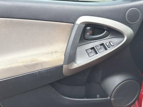 Used 2009 Toyota RAV4 2WD image 13