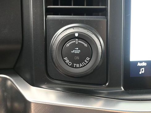 New 2026 Ford F350 King Ranch w/ Chrome Package image 29