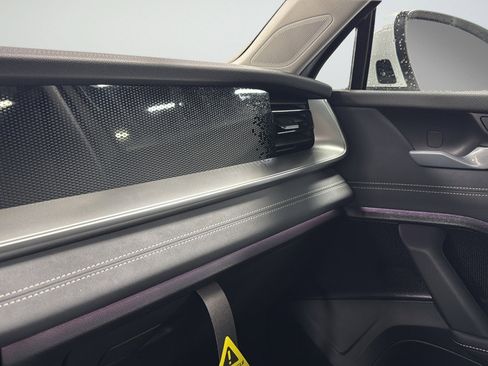 New 2026 Volkswagen Tiguan SE image 29