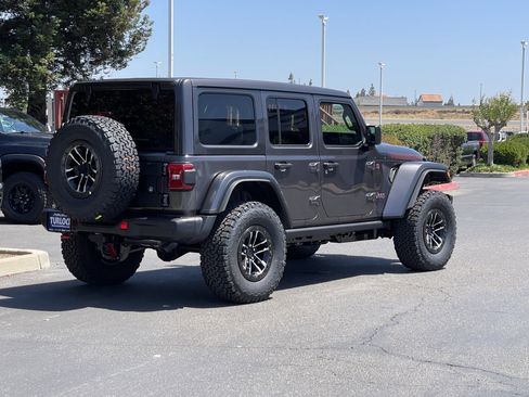 New 2026 Jeep Wrangler Unlimited Rubicon AWD/4WD image 10