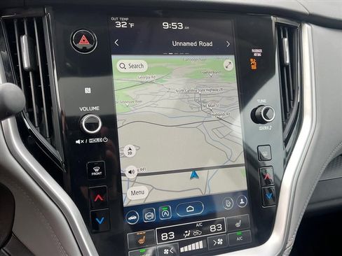 Used 2025 Subaru Outback Premium image 12