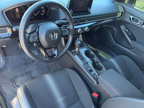 Used 2025 Honda Civic Sport image 19