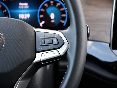 New 2026 Volkswagen Atlas SE image 23