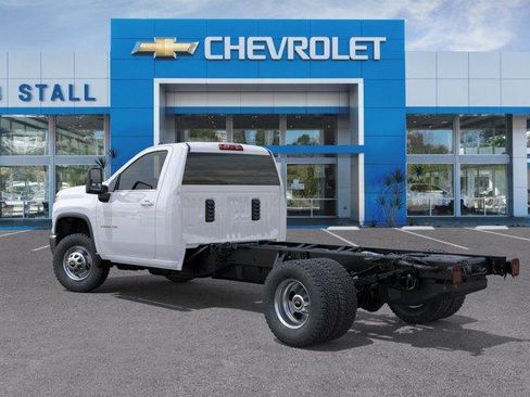 Used 2026 Chevrolet Silverado 3500 W/T w/ WT Convenience Package RWD image 3