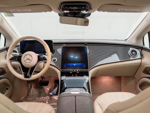 Used 2022 Mercedes-Benz EQS 450+ Sedan image 10