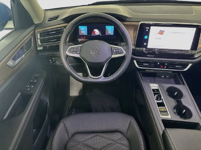 Certified 2025 Volkswagen Atlas SE AWD/4WD image 24