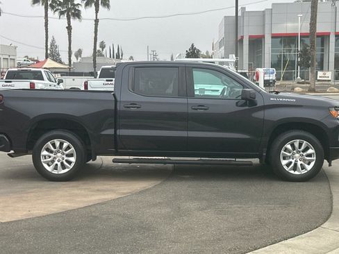 Certified 2022 Chevrolet Silverado 1500 Custom image 3