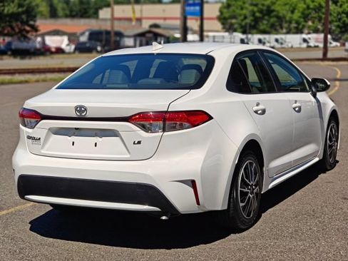 Used 2020 Toyota Corolla LE FWD image 7