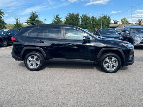 Used 2024 Toyota RAV4 XLE FWD image 9