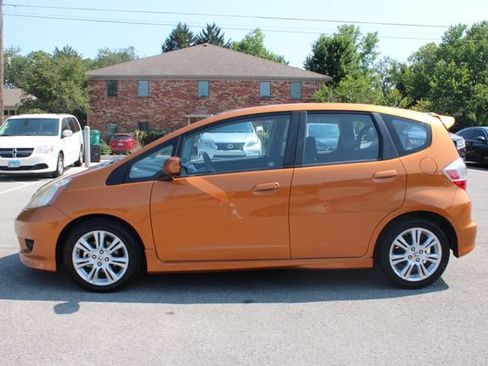 Used 2011 Honda Fit Sport image 5