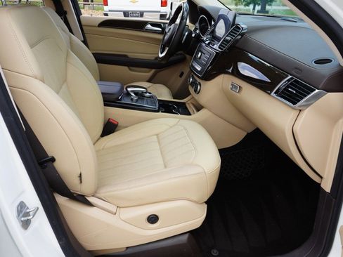 Used 2017 Mercedes-Benz GLS 450 4MATIC image 14