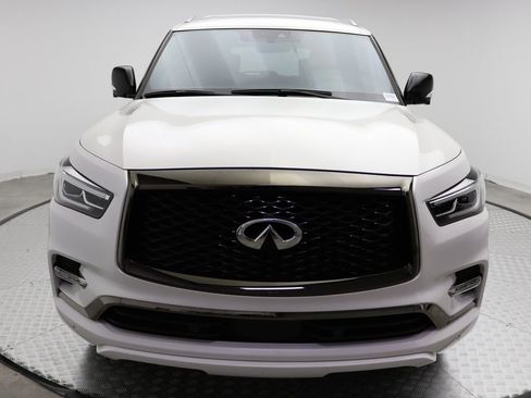 Used 2024 INFINITI QX80 Sensory image 5