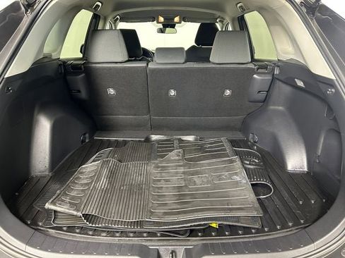 Used 2021 Toyota RAV4 XLE AWD/4WD image 27