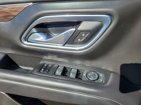 Used 2021 Chevrolet Tahoe Z71 image 22