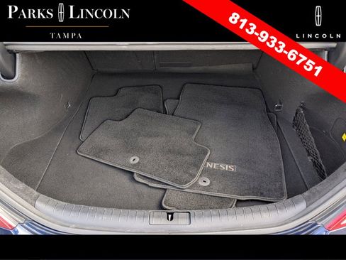 Used 2019 Genesis G70 2.0T Advanced RWD image 9
