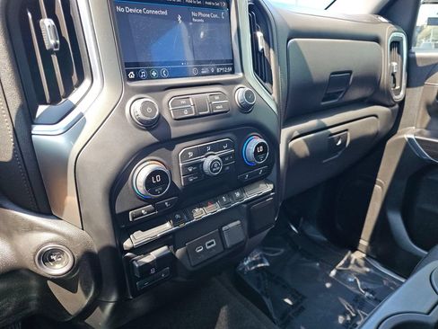 Used 2021 Chevrolet Silverado 1500 LT w/ Work Truck Package AWD/4WD image 31