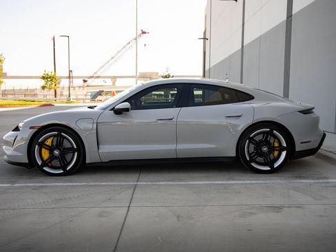 Used 2022 Porsche Taycan 4S AWD/4WD image 8
