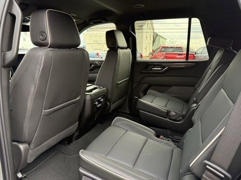 New 2026 GMC Yukon Elevation image 11