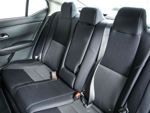 Used 2020 Nissan Sentra SV FWD image 17