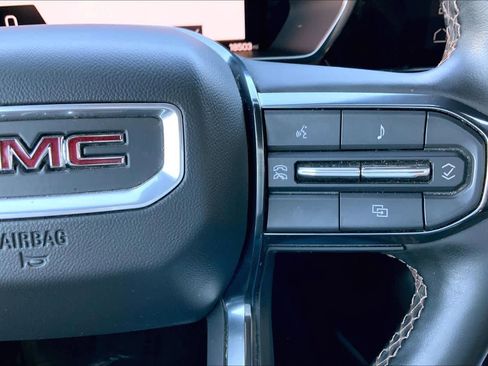 Used 2024 GMC Canyon AT4 image 24